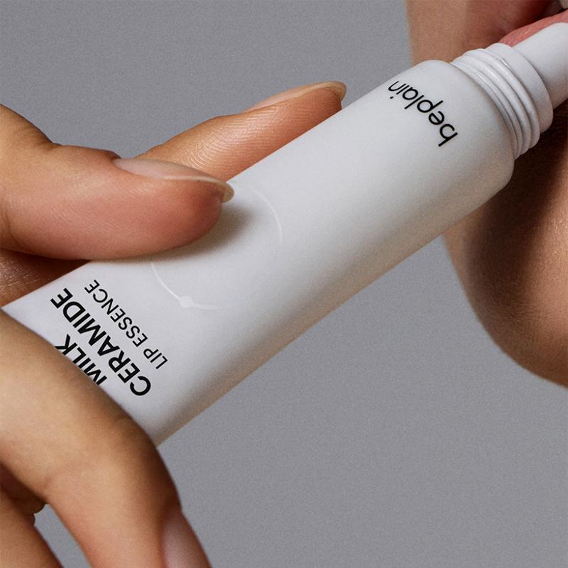 Milk Ceramide Lip Essence