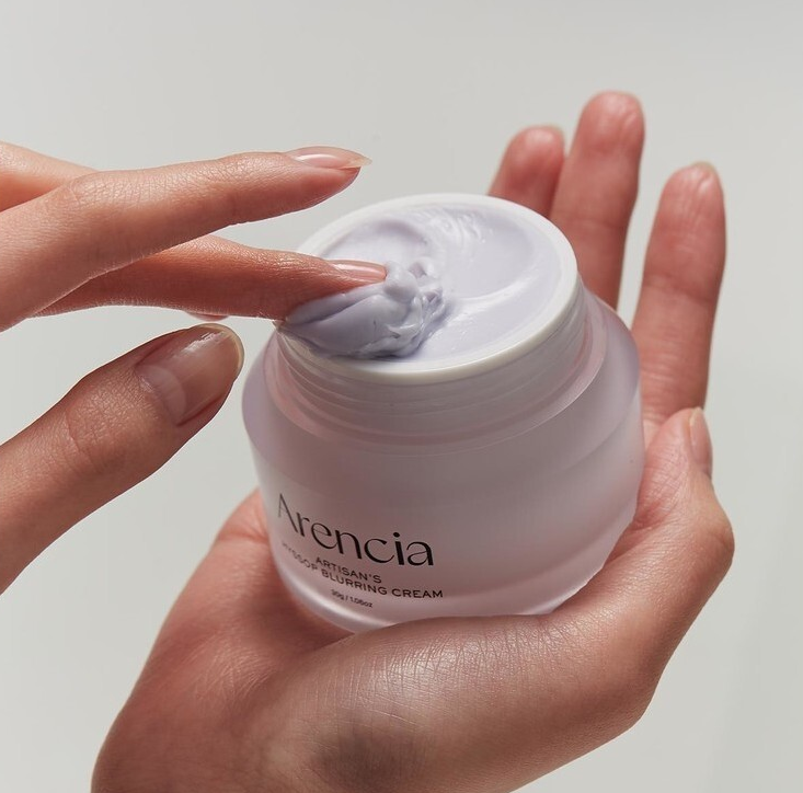 Hyssop Blurring Cream