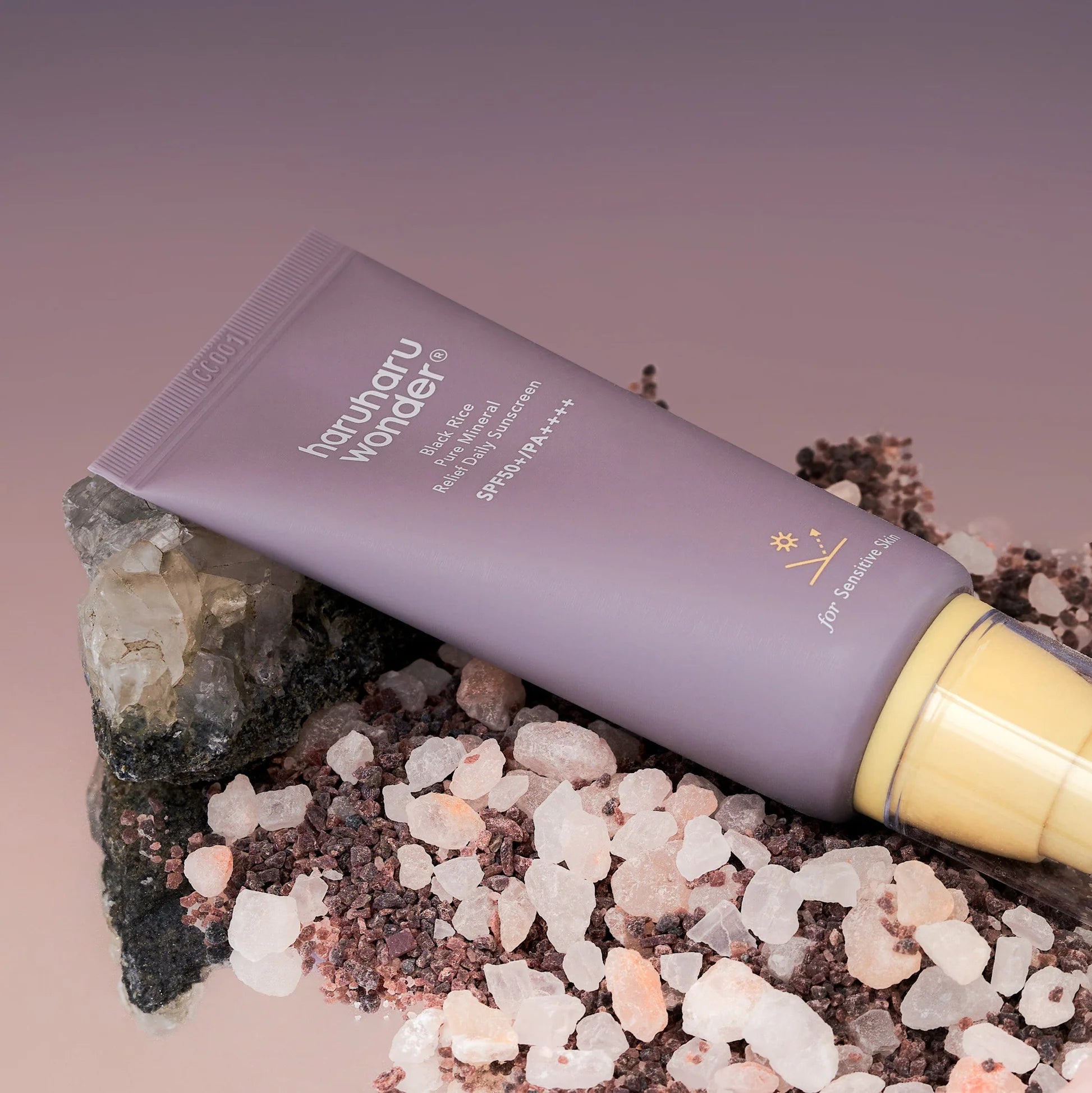 Black Rice Pure Mineral Relief Daily Sunscreen SPF50+